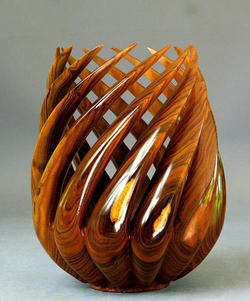 Spiral Vase in “Tou or Miro” wood