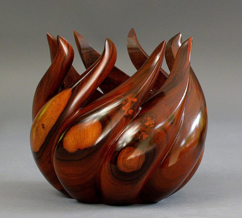 Spiral Vase in “Tou or Miro” wood